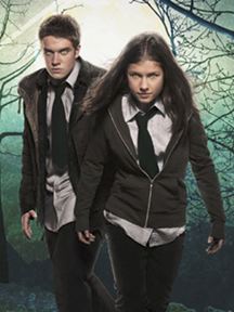 Wolfblood saison 2 poster